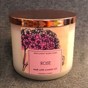 BBW Rose 🌹 3 wick candle